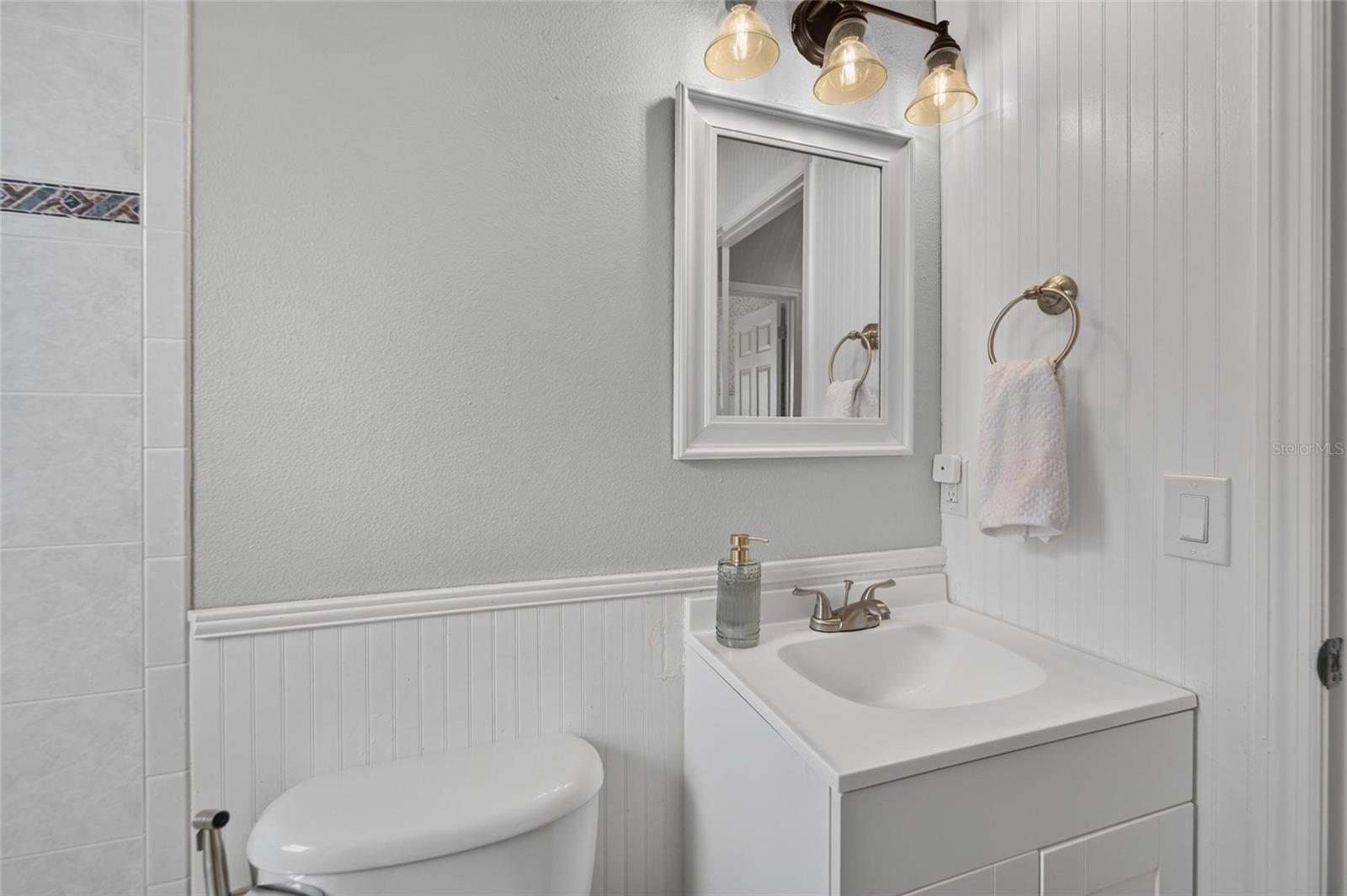 8240 National Dr Property Photo 43