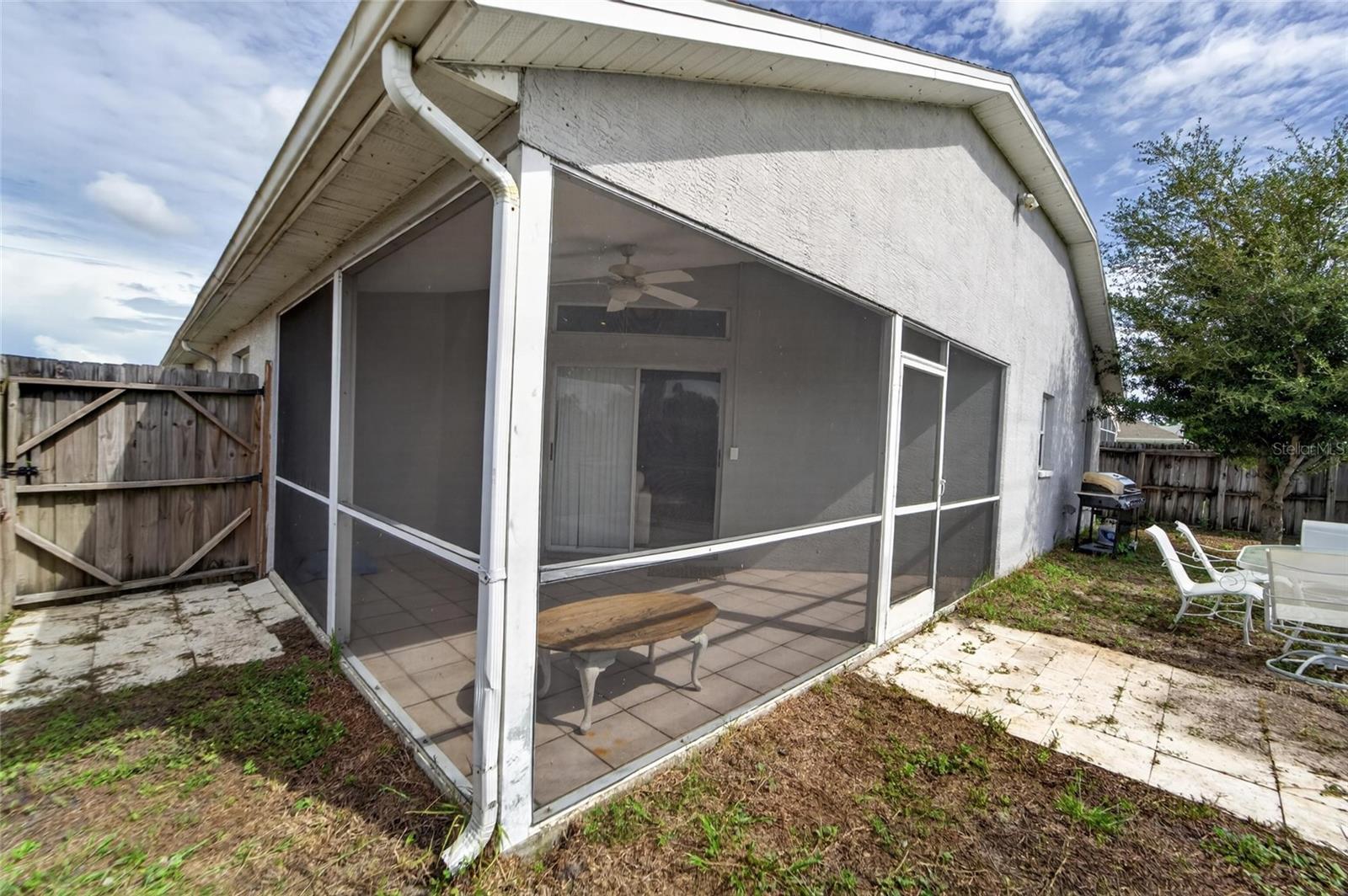 8240 National Dr Property Photo 54
