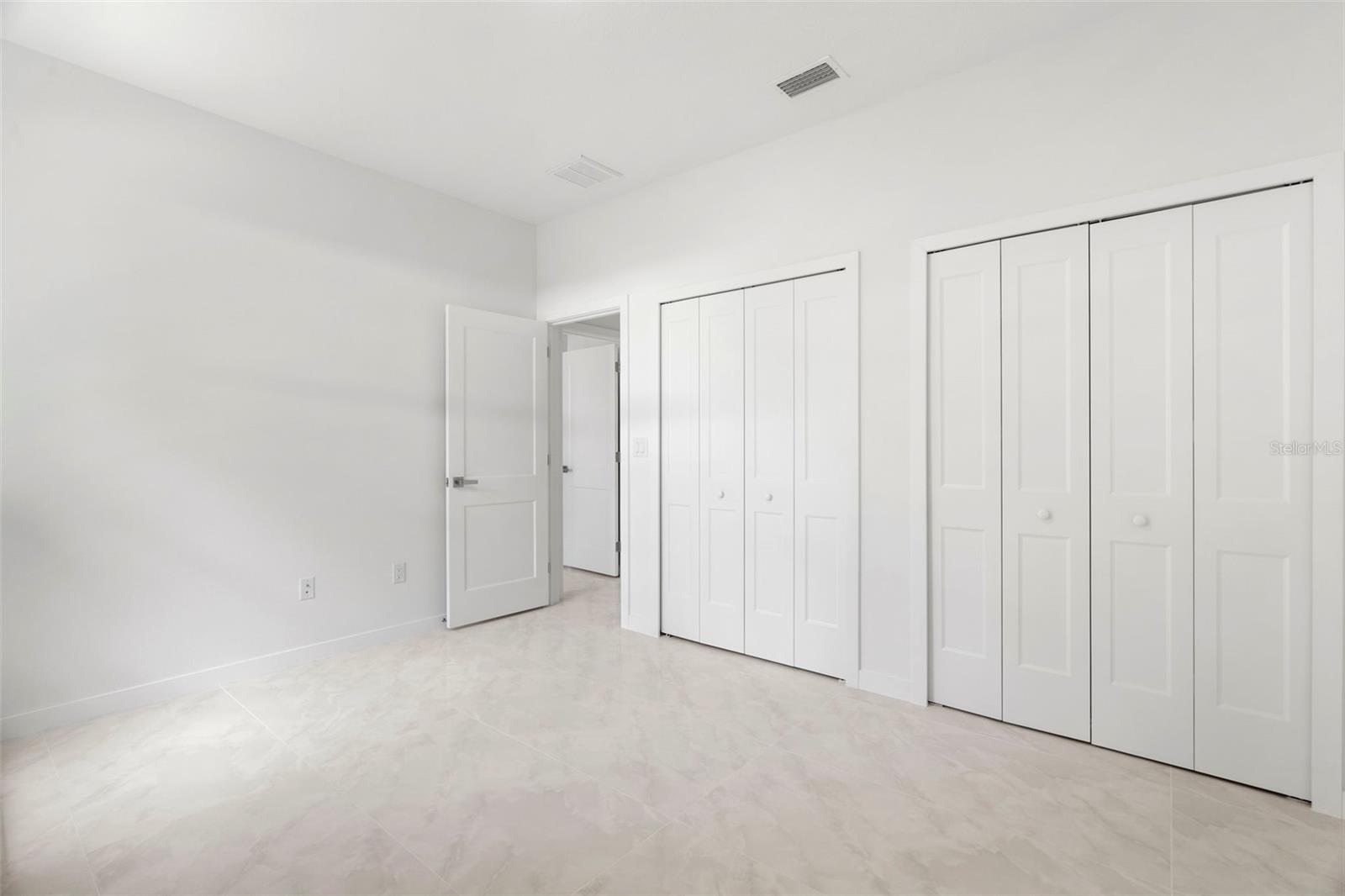 8522 N Ashley St Property Photo 20