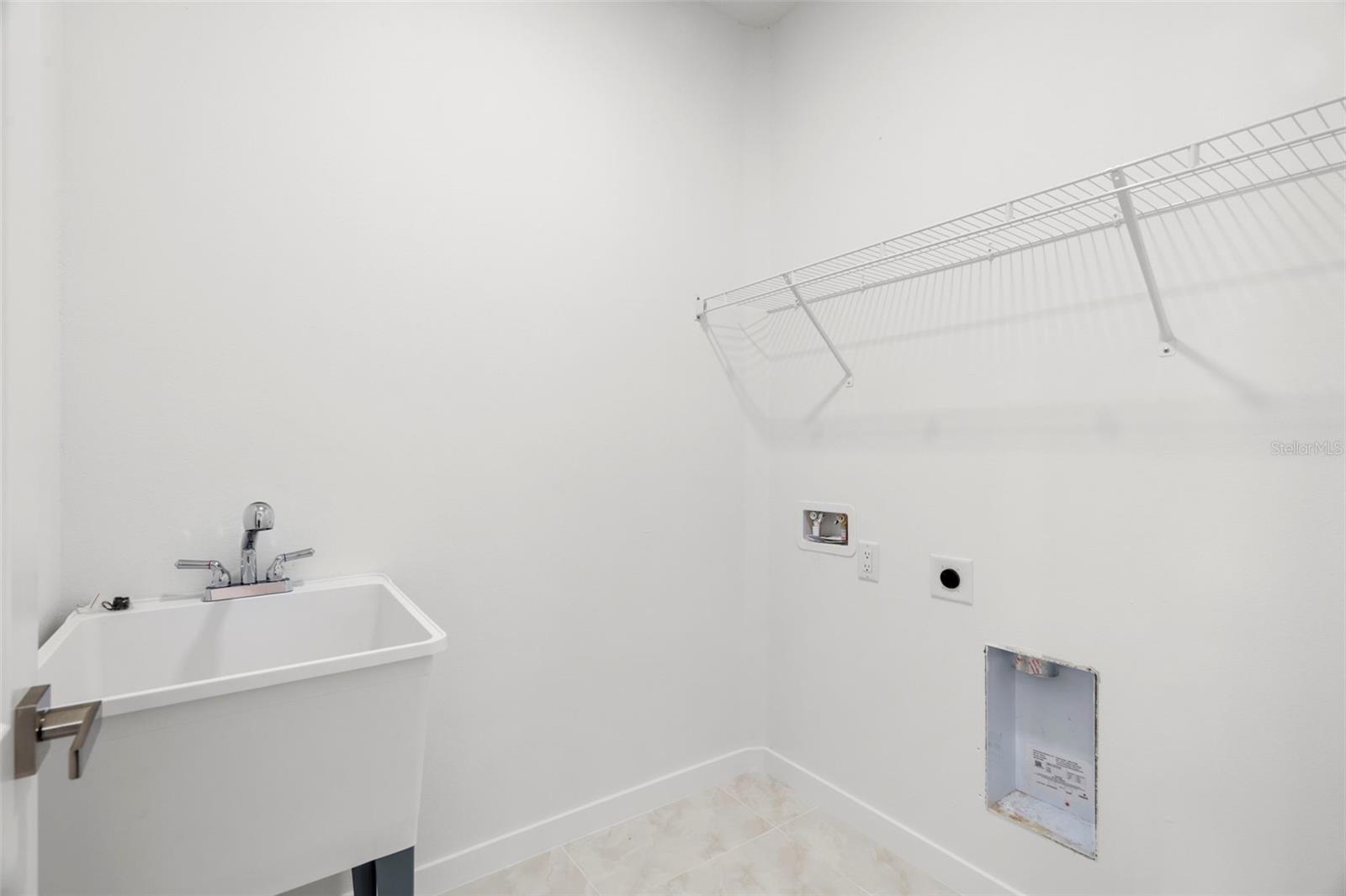 8522 N Ashley St Property Photo 26