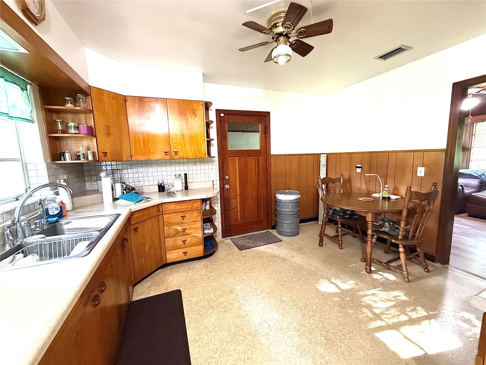 380 Moale Rd Property Photo 13
