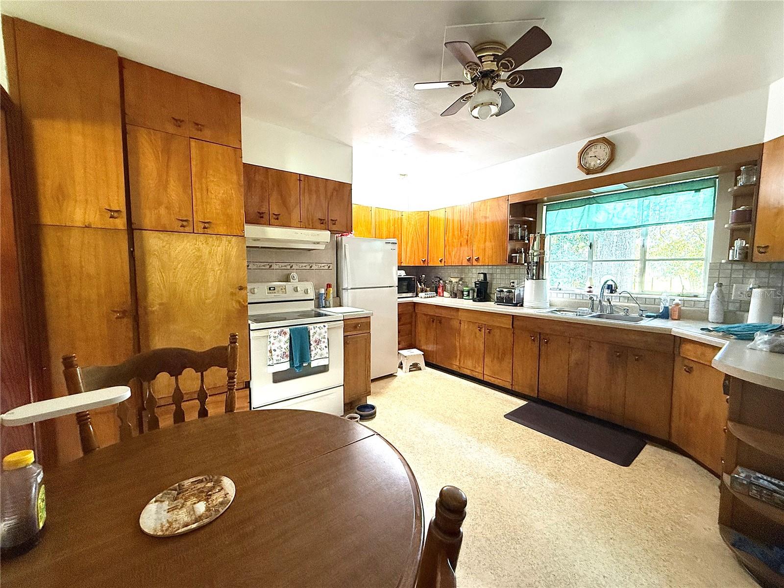 380 Moale Rd Property Photo 14