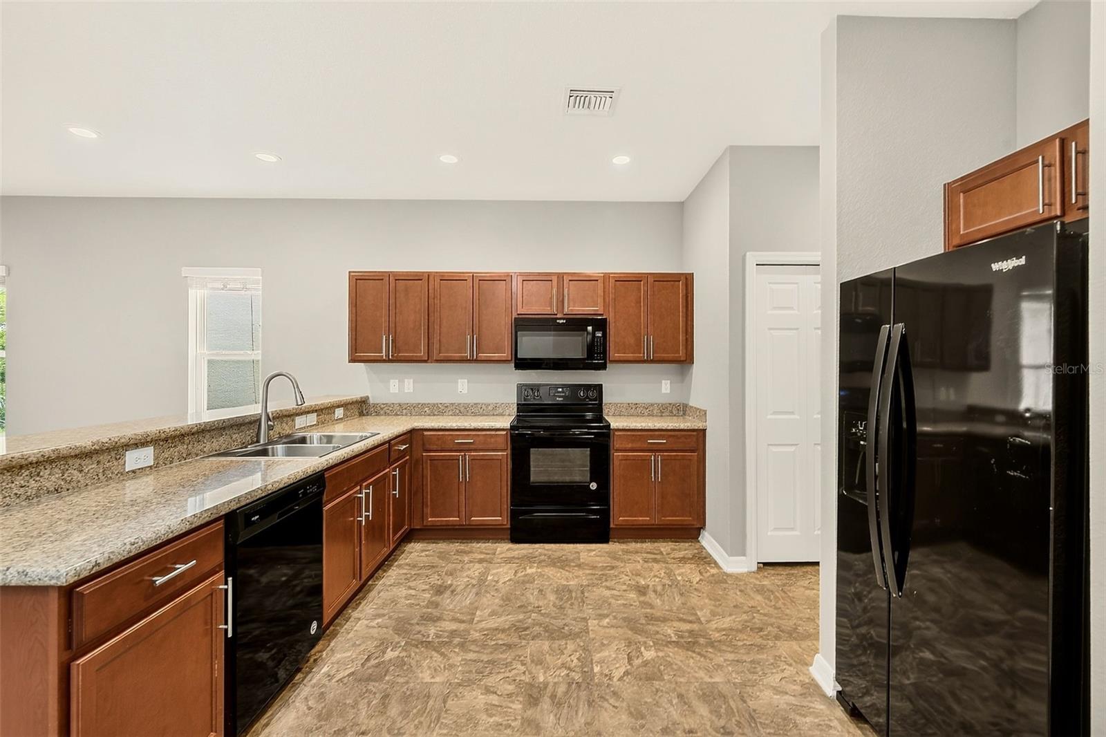 4721 Vignette Way Property Photo 7
