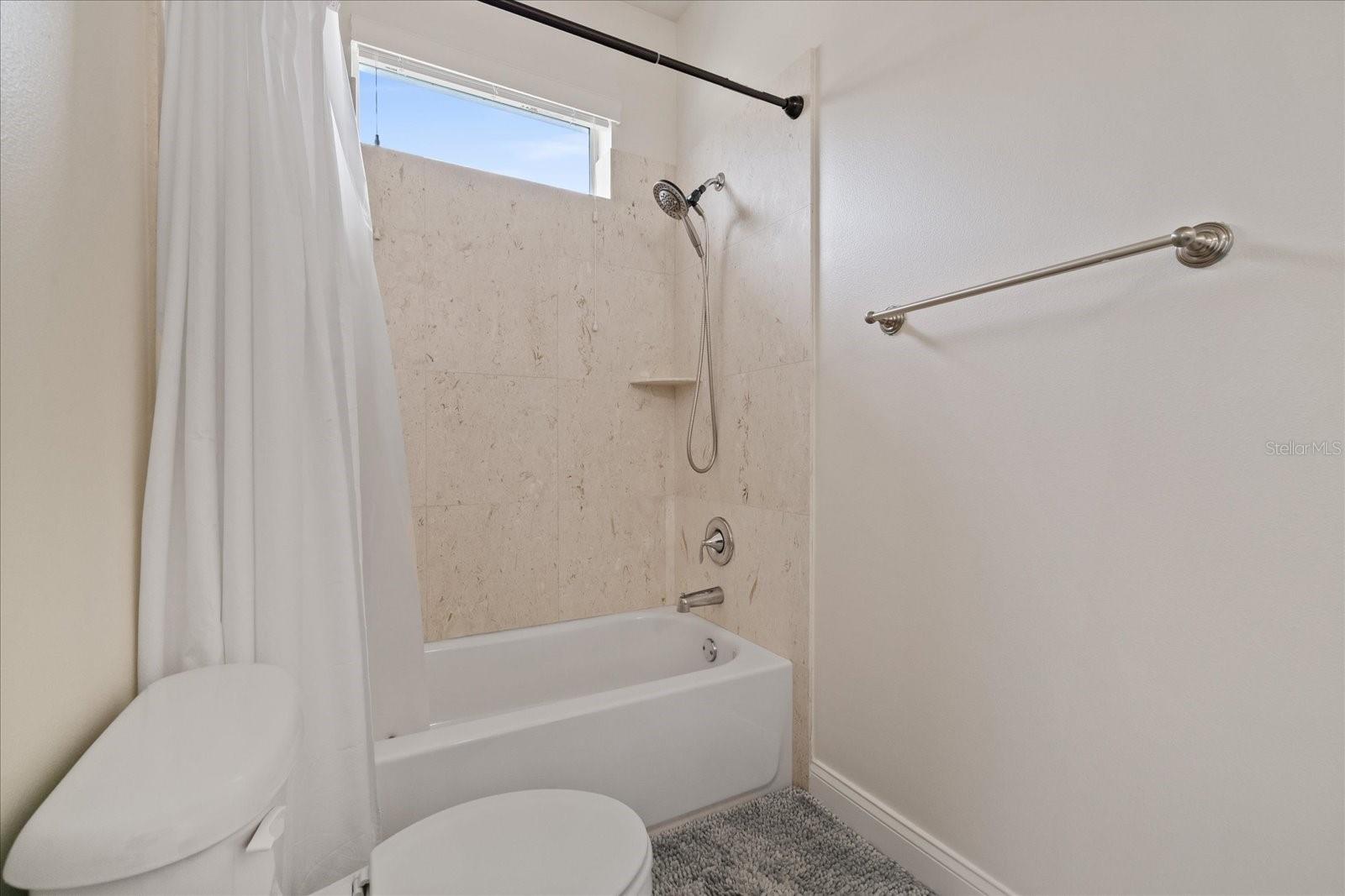 2712 W Gray St Property Photo 36