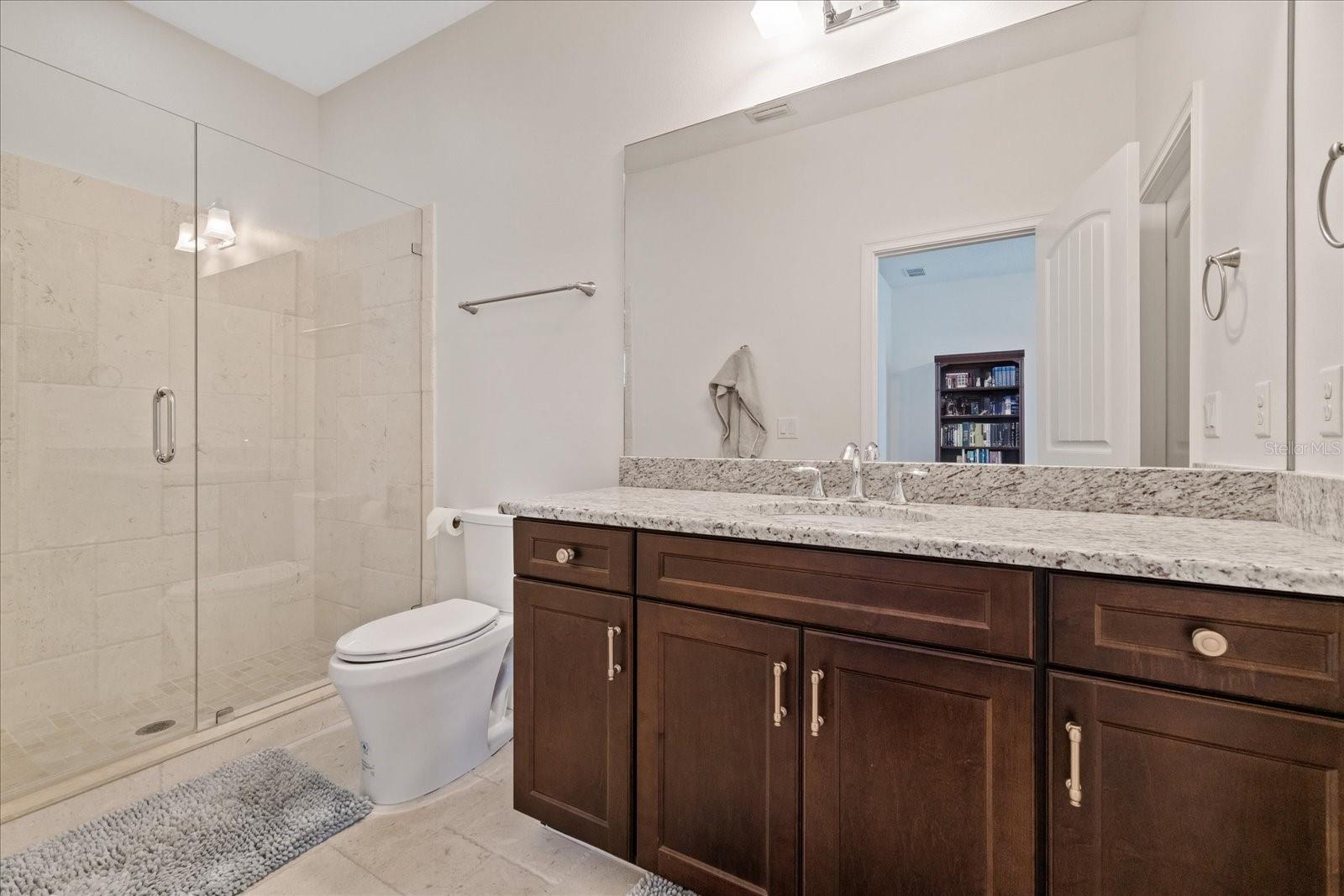 2712 W Gray St Property Photo 41