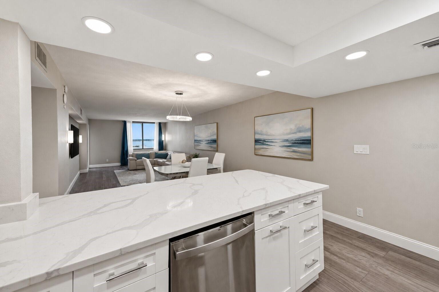 1460 Gulf Blvd #1106 Property Photo 11