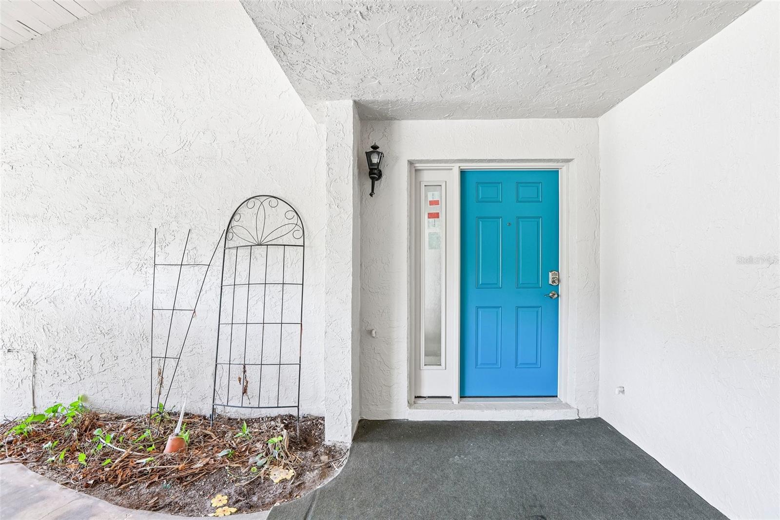 1202 11th Cir Se Property Photo 2