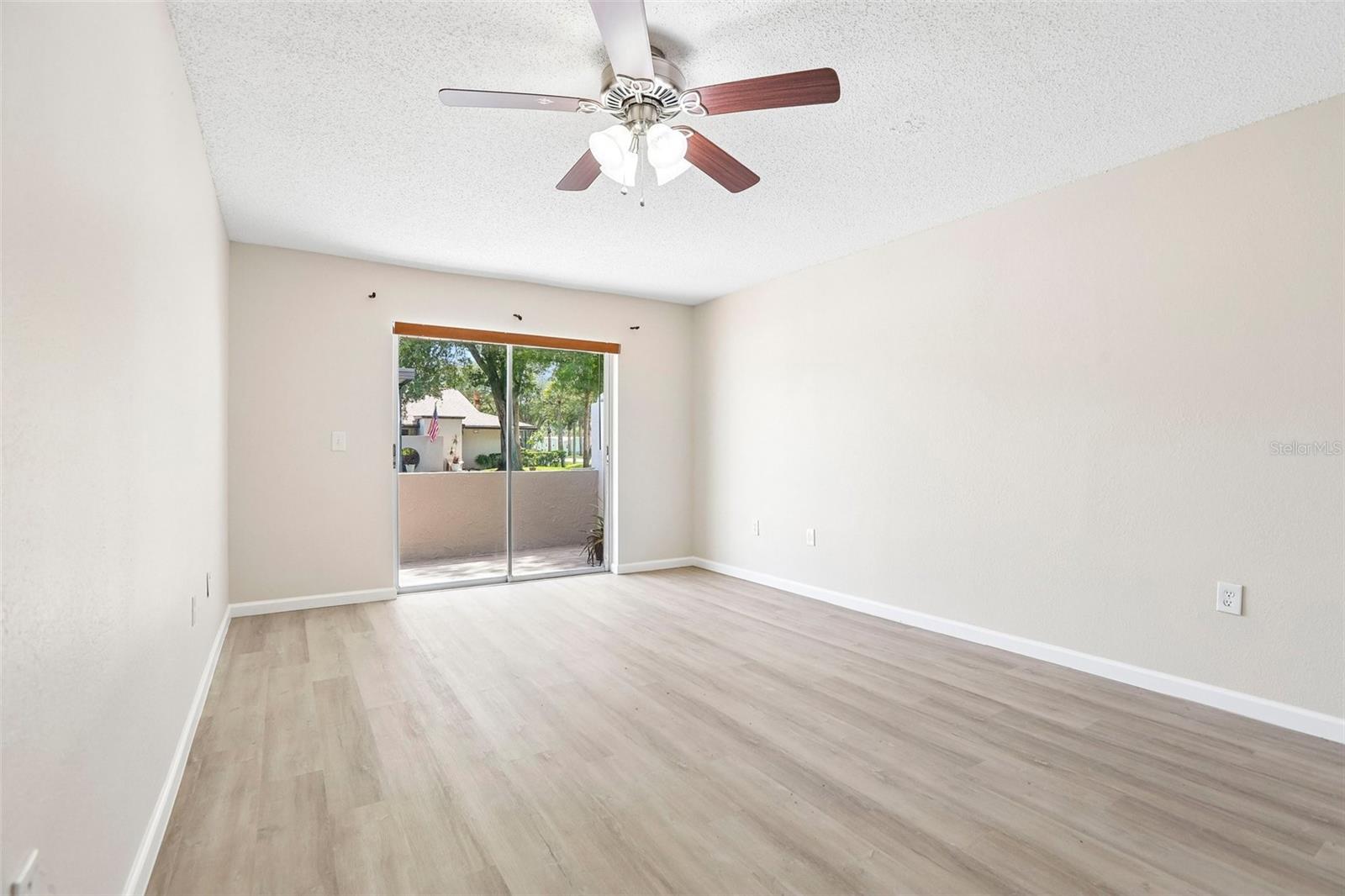 1202 11th Cir Se Property Photo 17