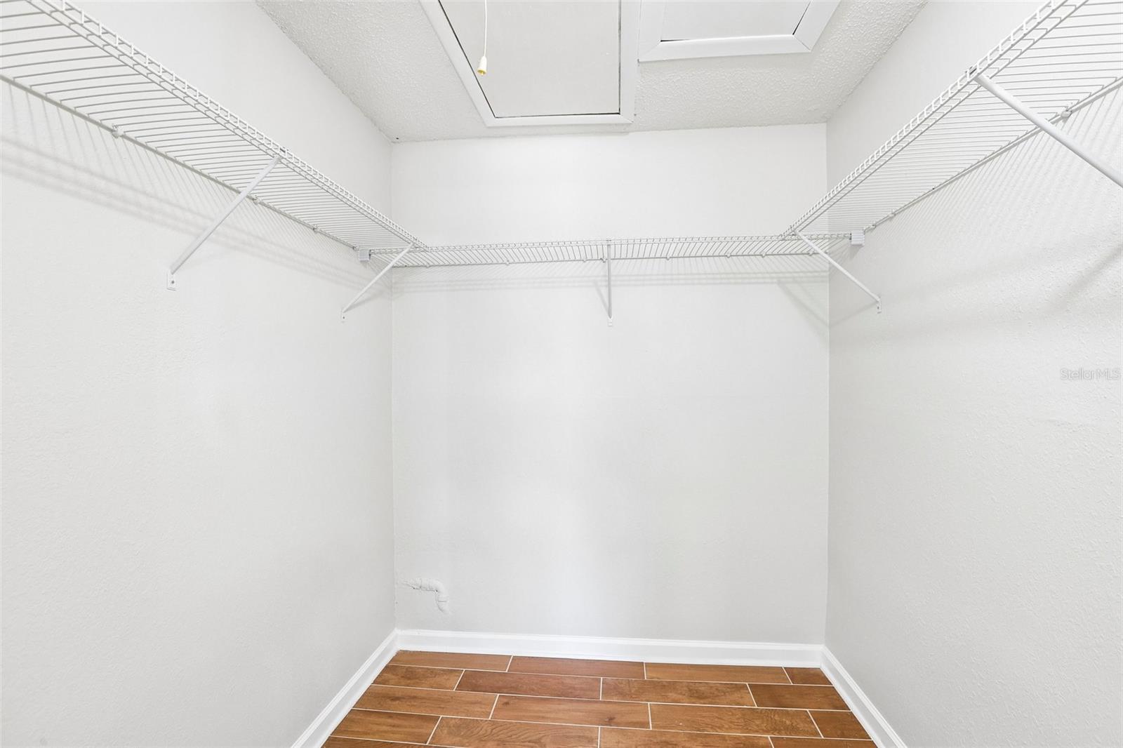 1202 11th Cir Se Property Photo 20