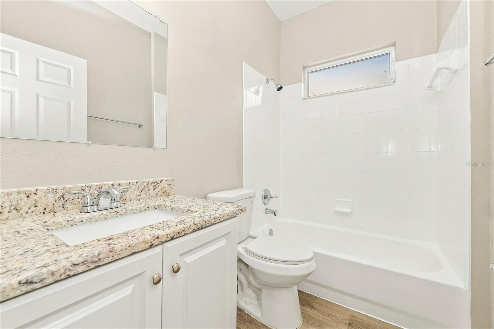 906 Grand Canyon Dr Property Photo 26