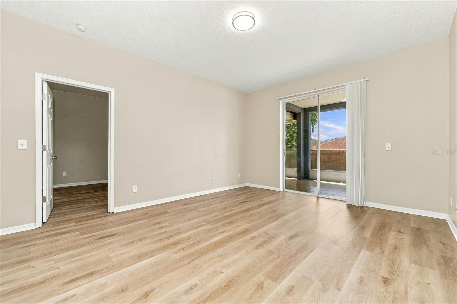 906 Grand Canyon Dr Property Photo 27