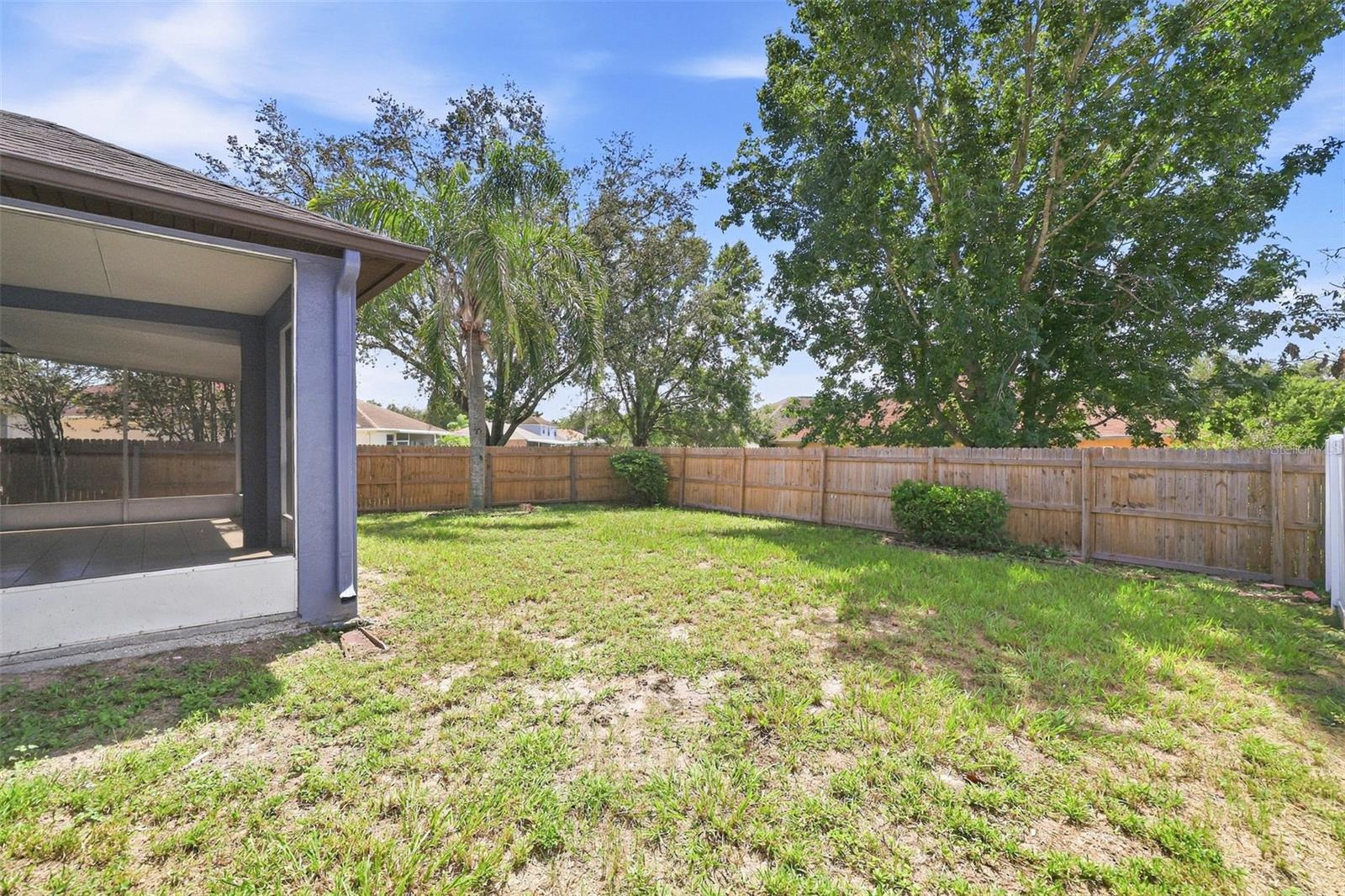 906 Grand Canyon Dr Property Photo 32