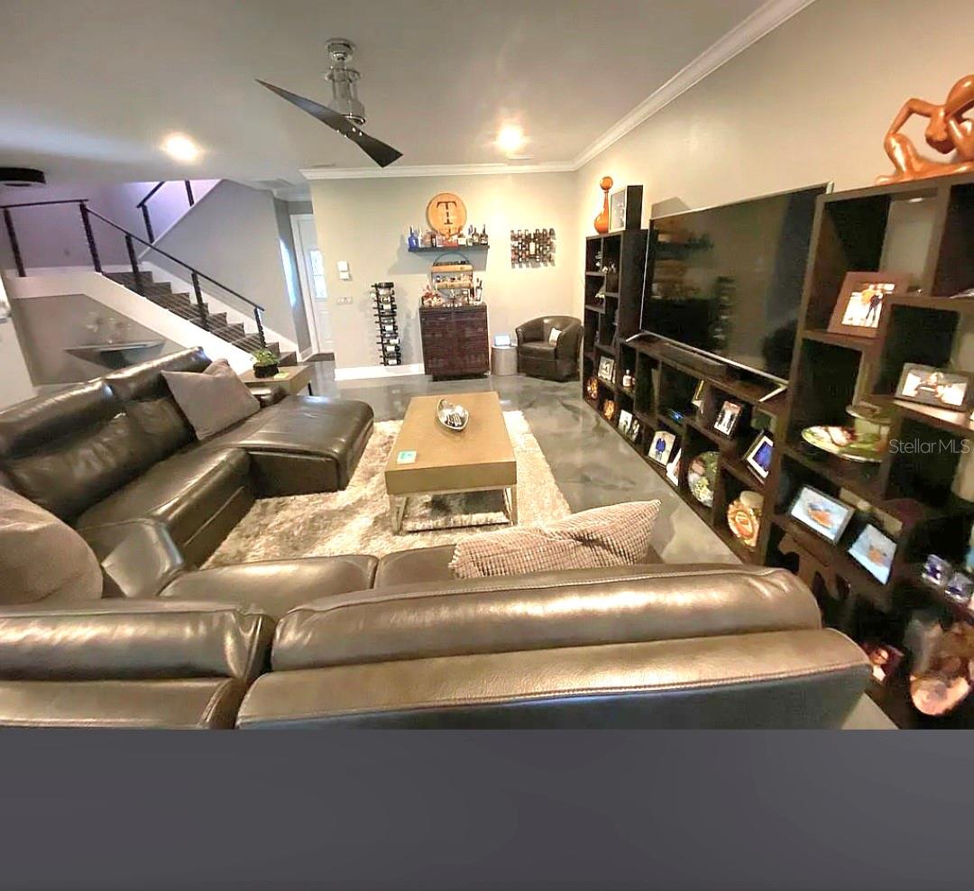 TB8549080 Property Photo 6