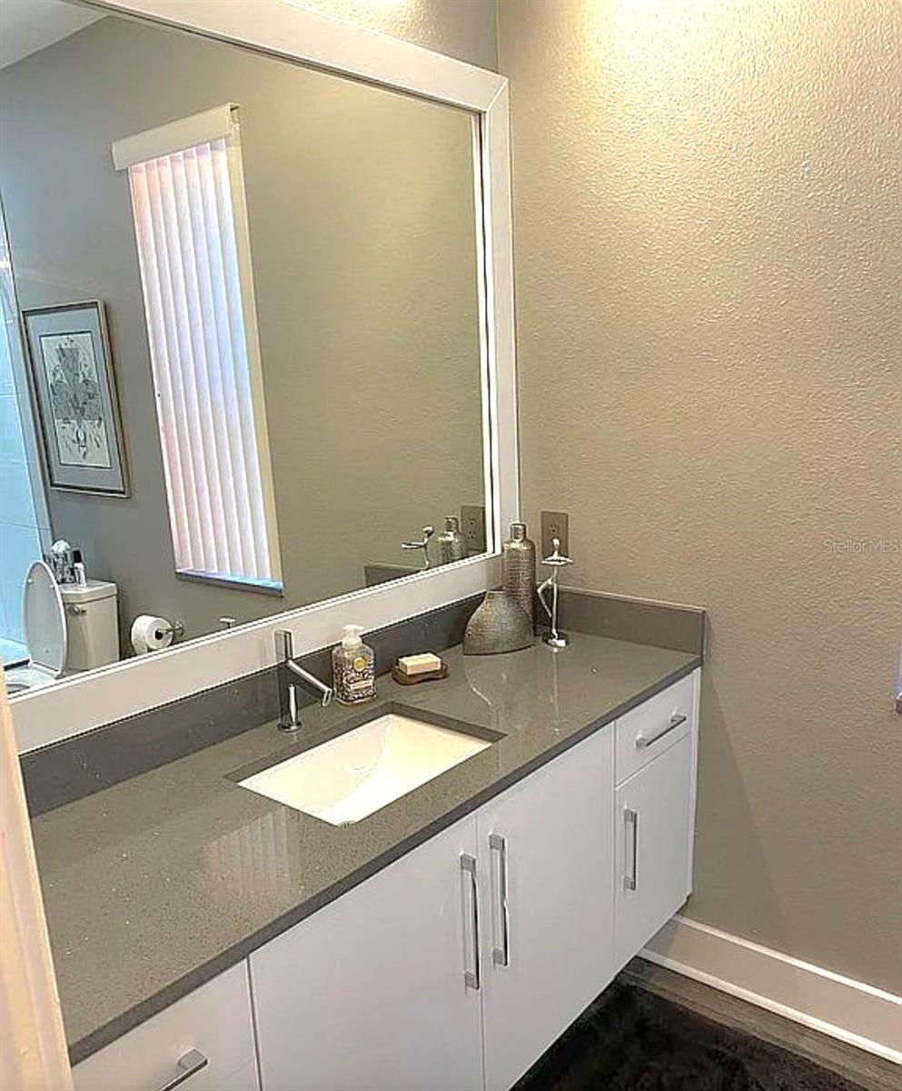 TB8549080 Property Photo 14