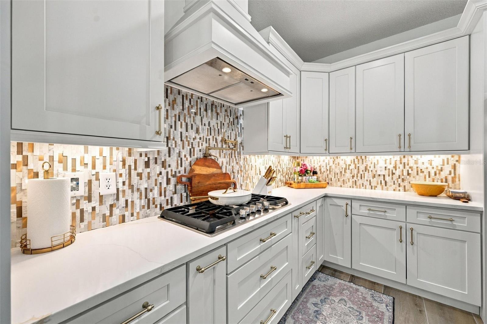 9316 Knightsbridge Ct Property Photo 11
