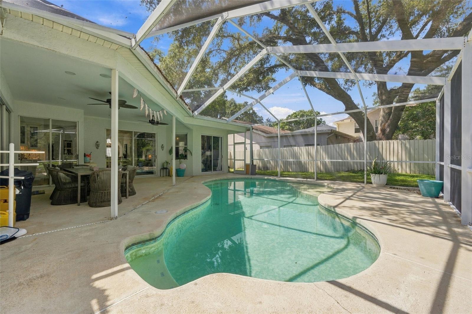 9316 Knightsbridge Ct Property Photo 74