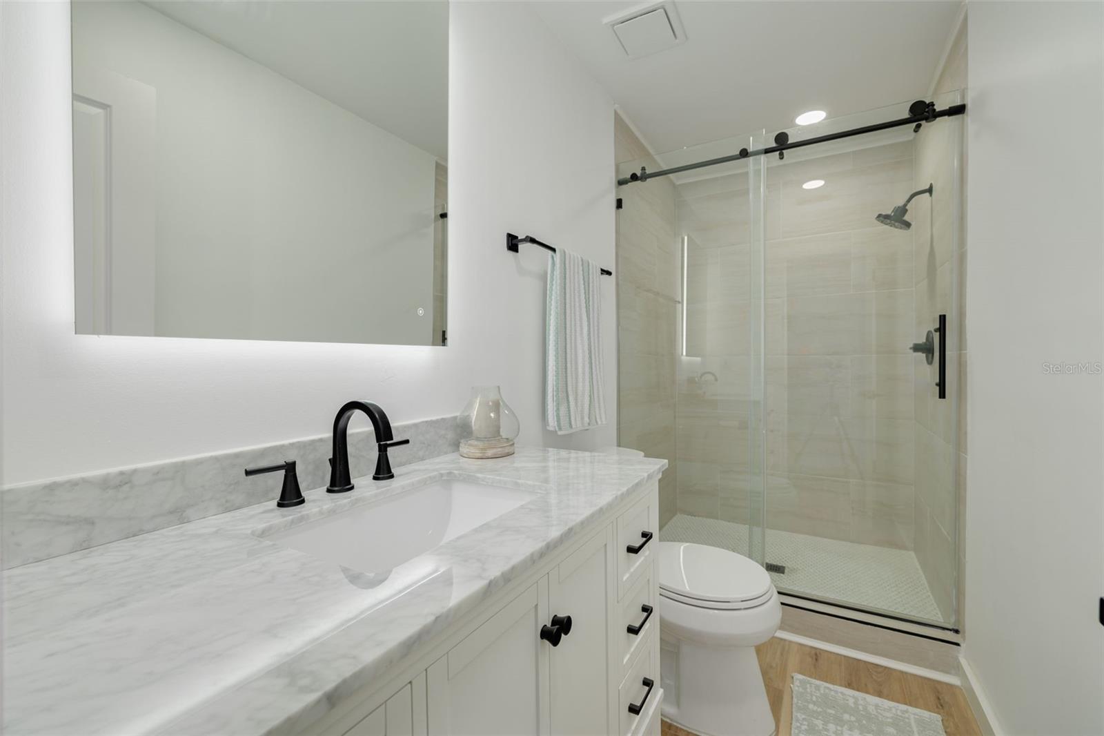 60 Kipling Plz Property Photo 23