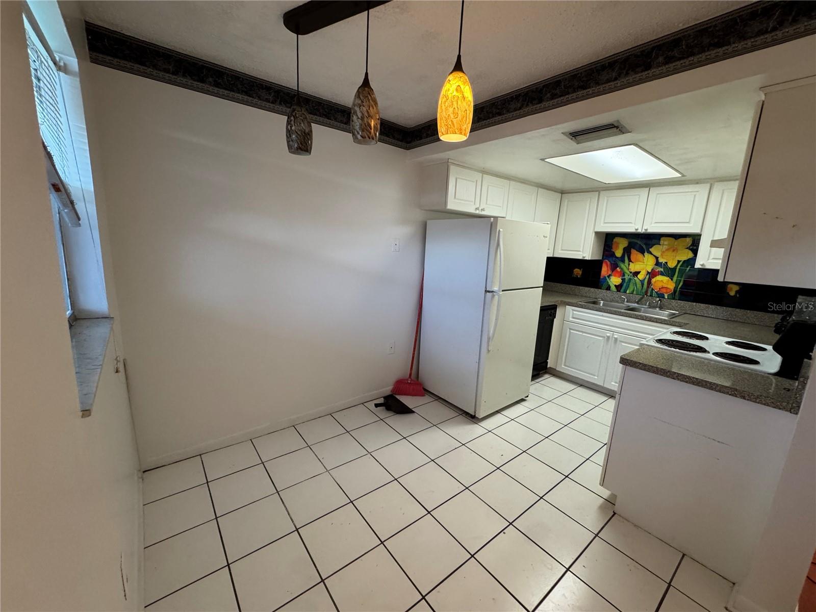 4050 4th St N #305 Property Photo 11