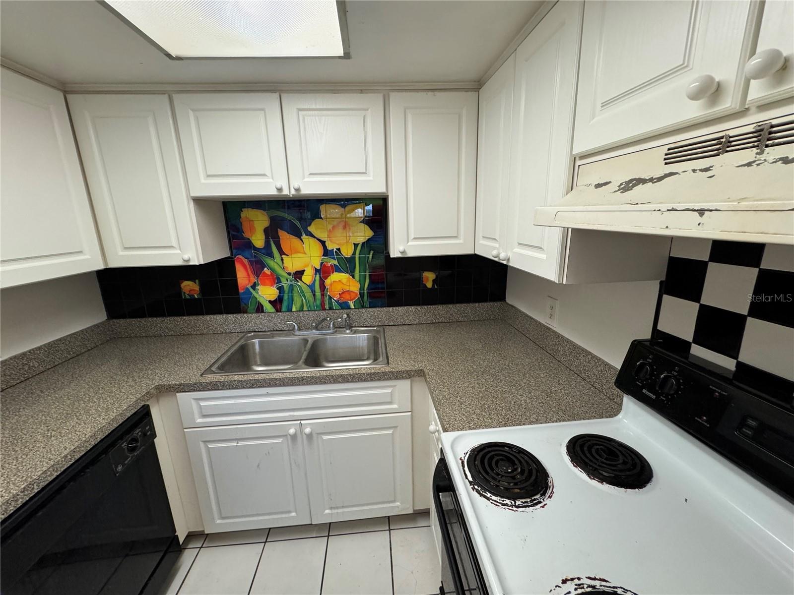 4050 4th St N #305 Property Photo 12