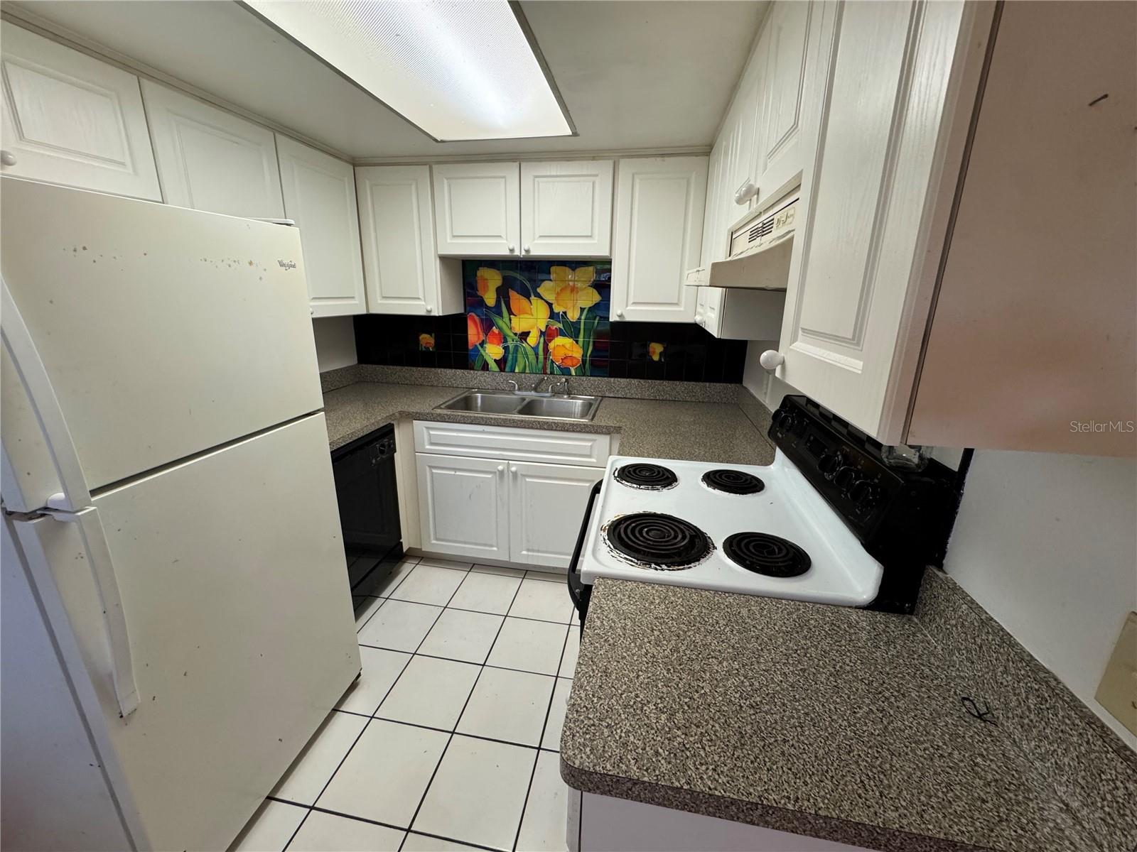 4050 4th St N #305 Property Photo 14