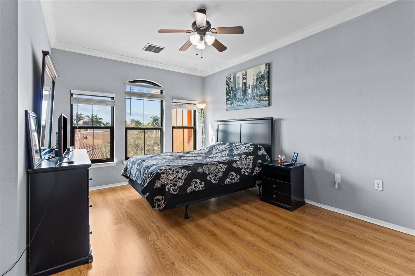 2709 Via Cipriani #532b Property Photo 11
