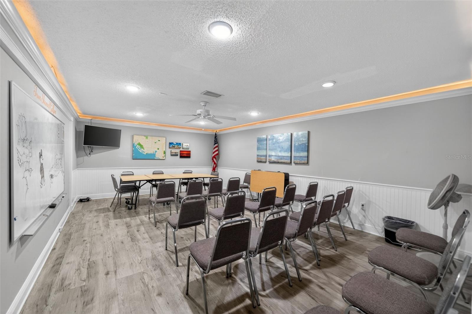 6025 Shore Blvd S #304 Property Photo 80