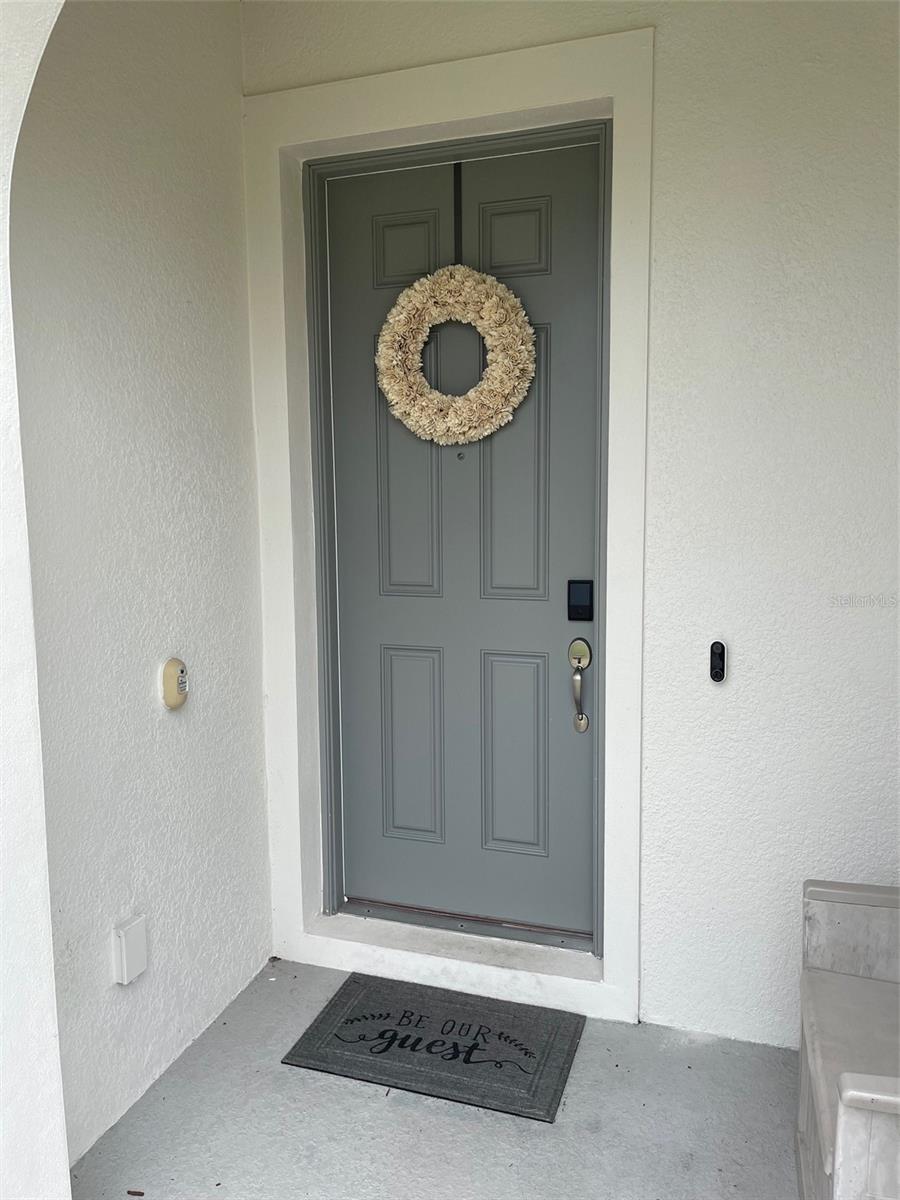 390 Captiva Dr Property Photo 2