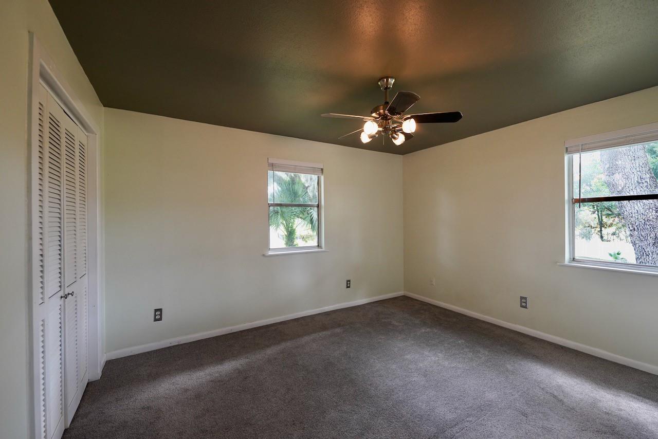 10210 Davis Rd Property Photo 10