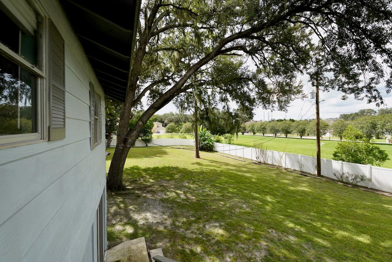 10210 Davis Rd Property Photo 16