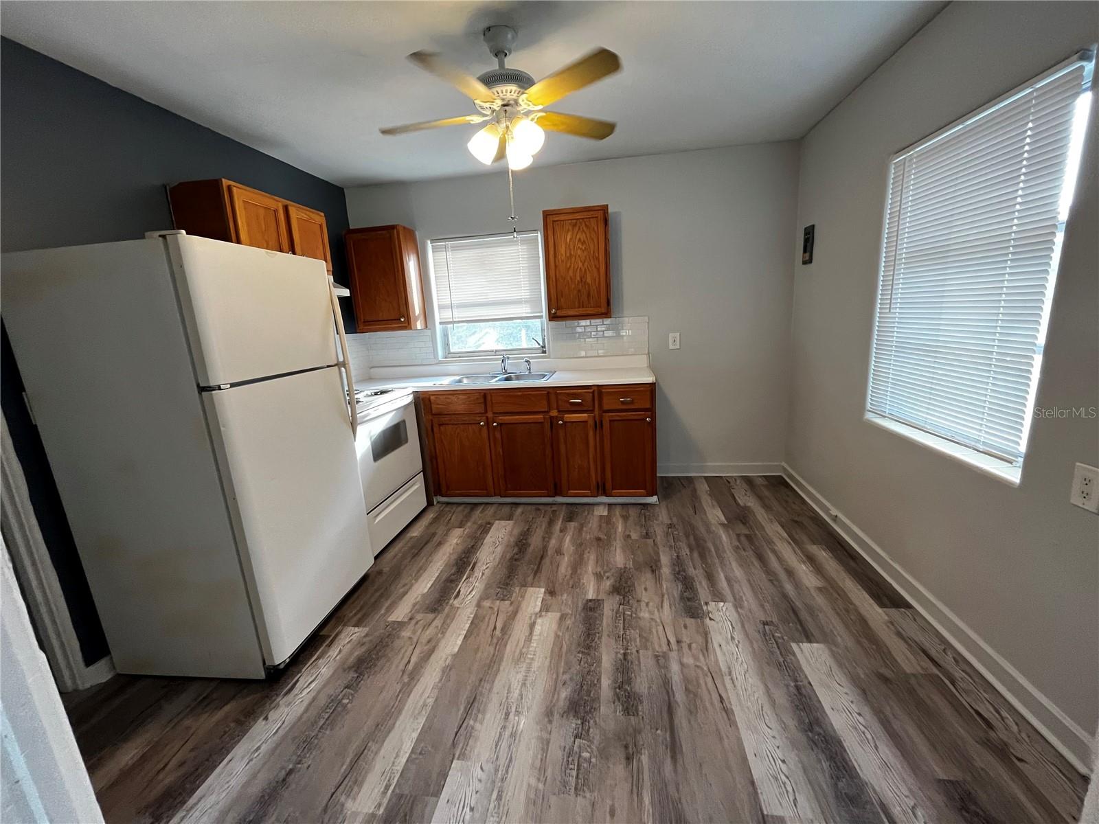 1437 Gulf To Bay Blvd #3 Property Photo 2