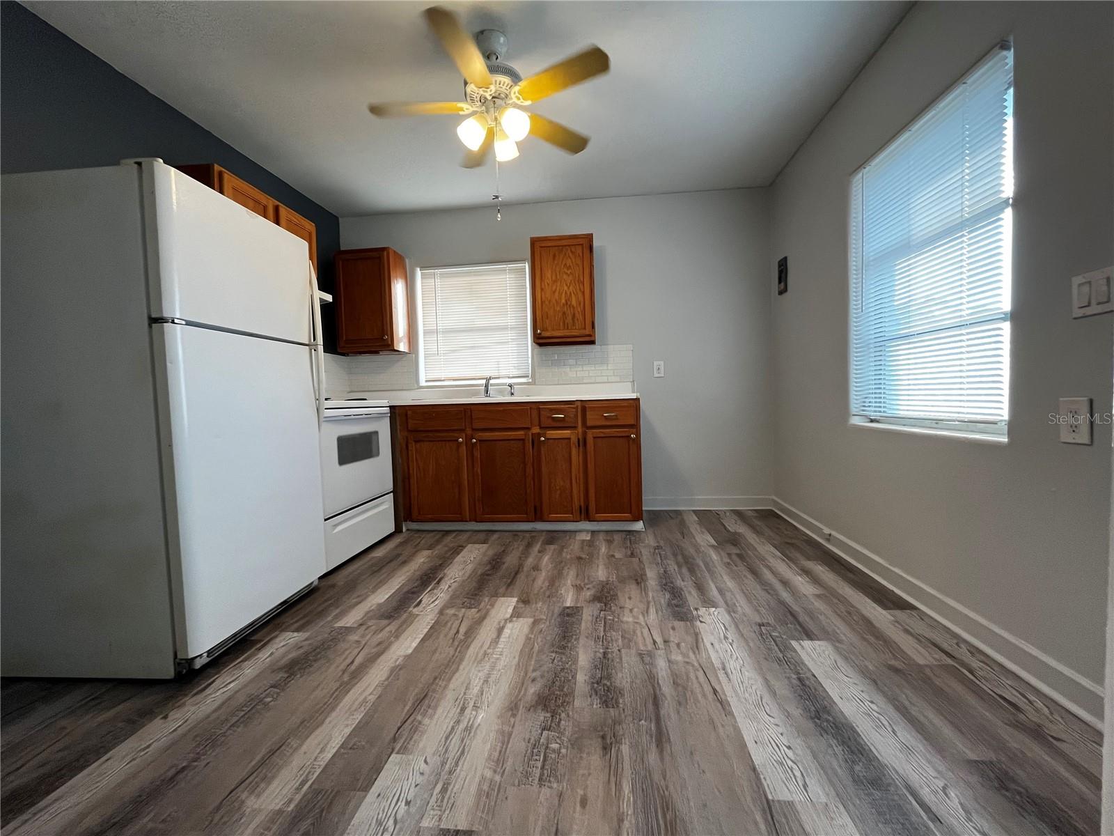1437 Gulf To Bay Blvd #3 Property Photo 3