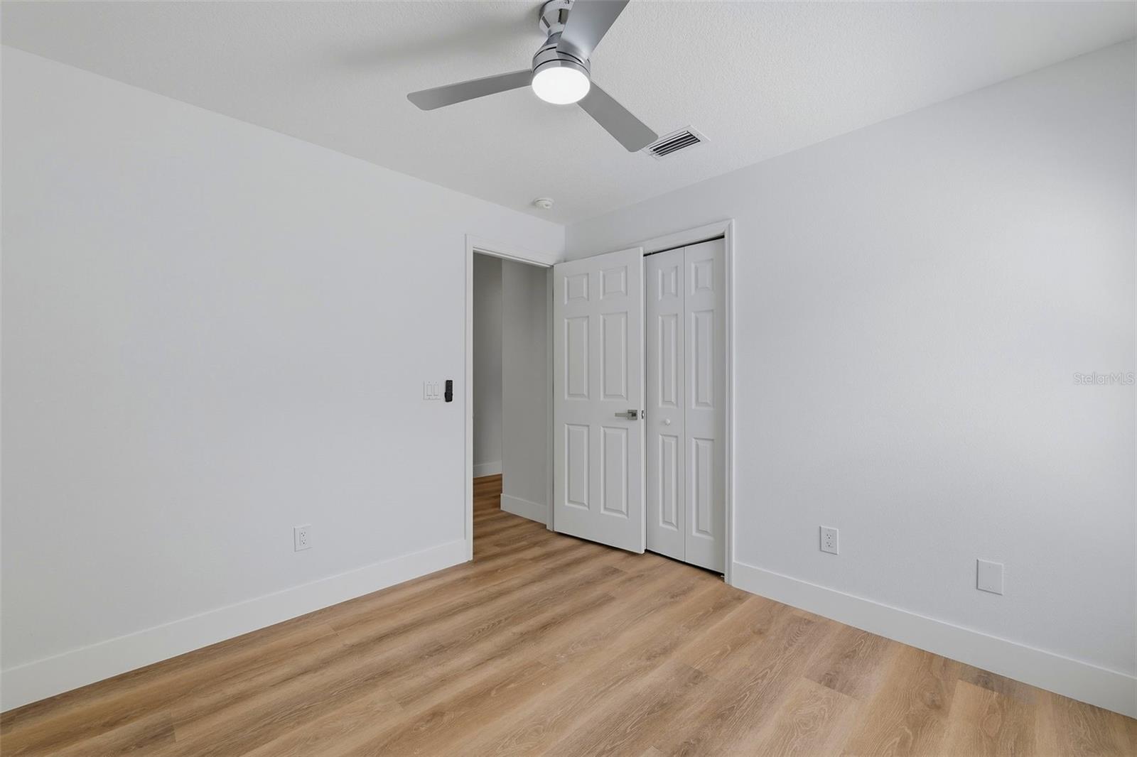 2927 Minuteman Ln Property Photo 37