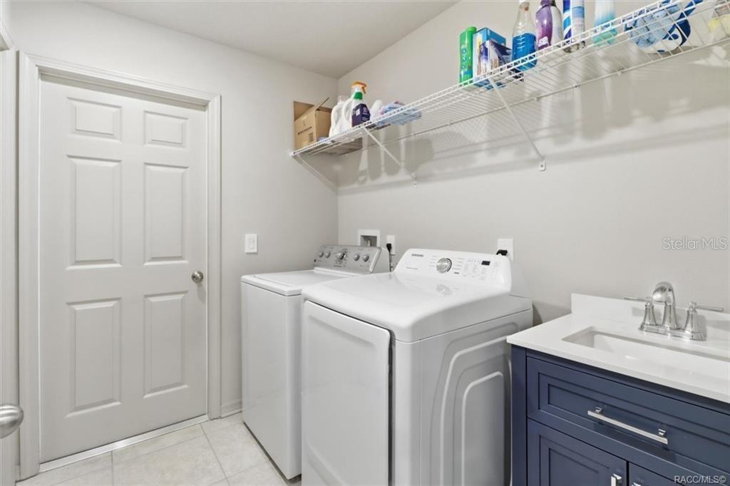 2651 E Maidstone Ct Property Photo 25