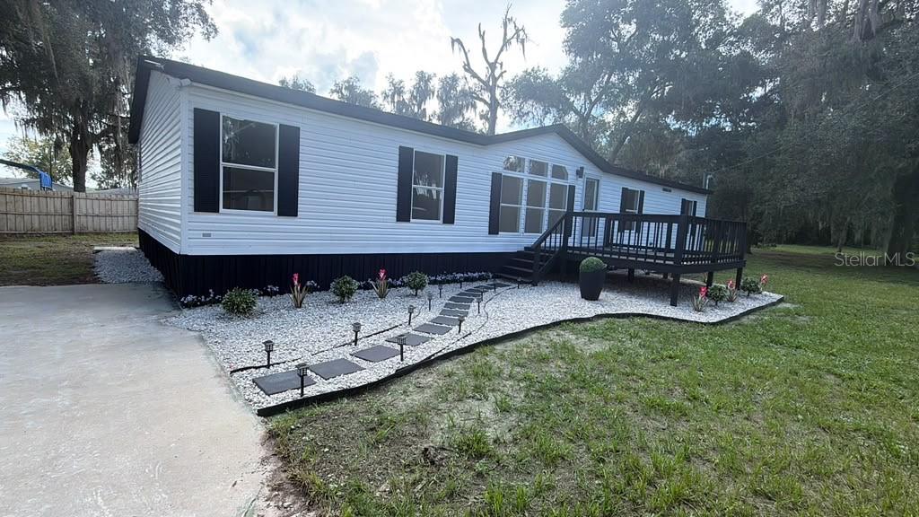 1155 Beach Park Dr Property Photo 1