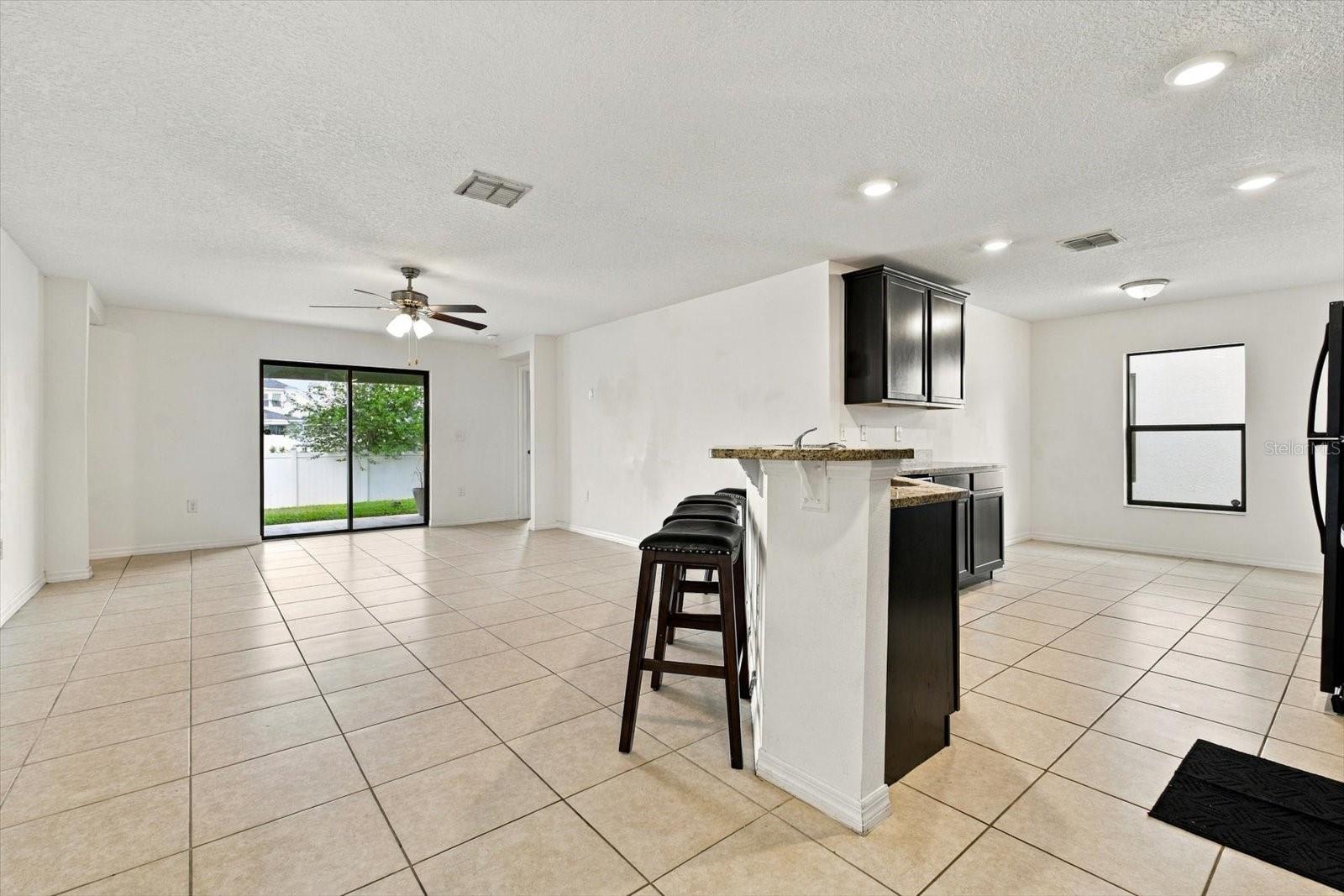 810 Chatham Walk Dr Property Photo 5