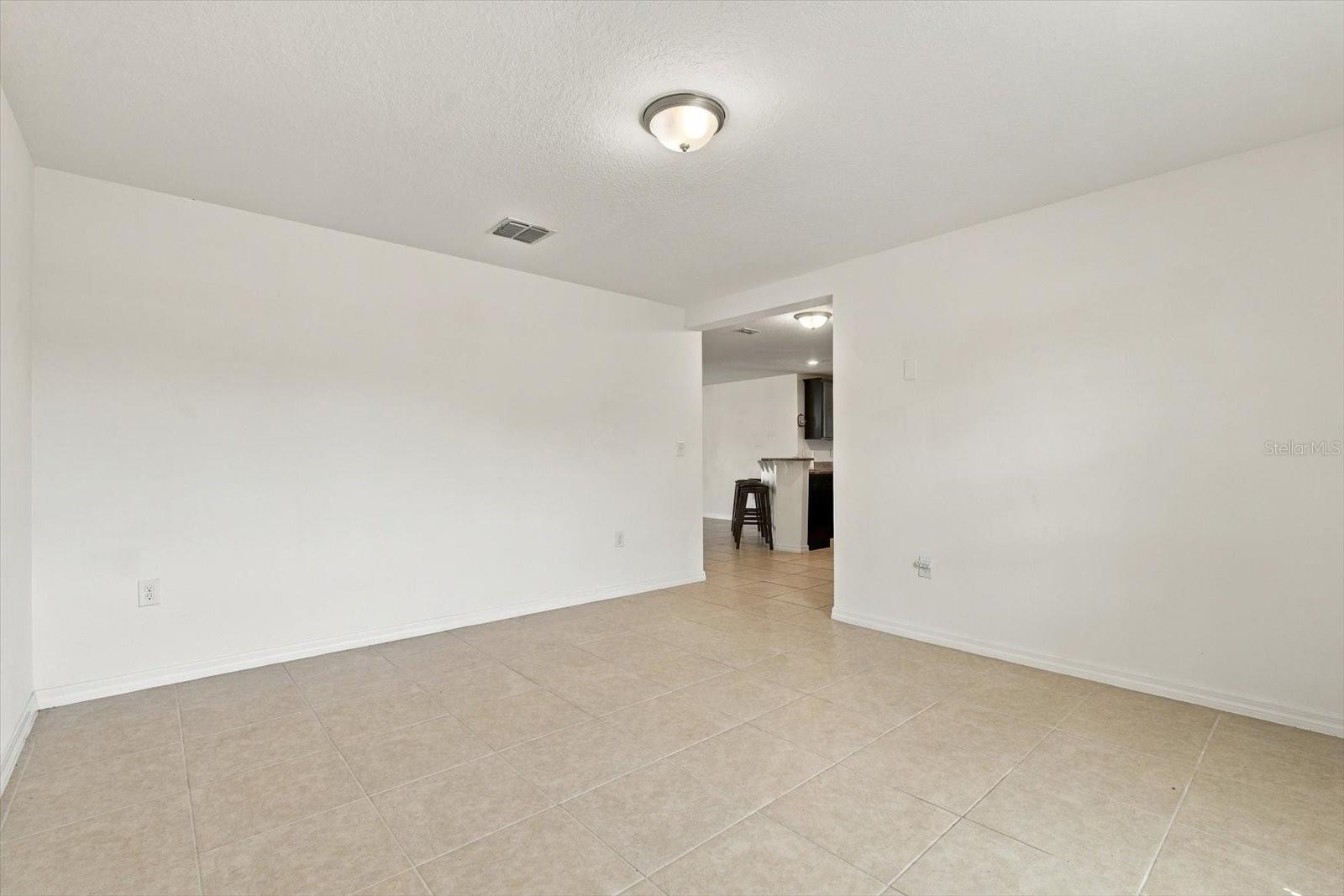 810 Chatham Walk Dr Property Photo 16