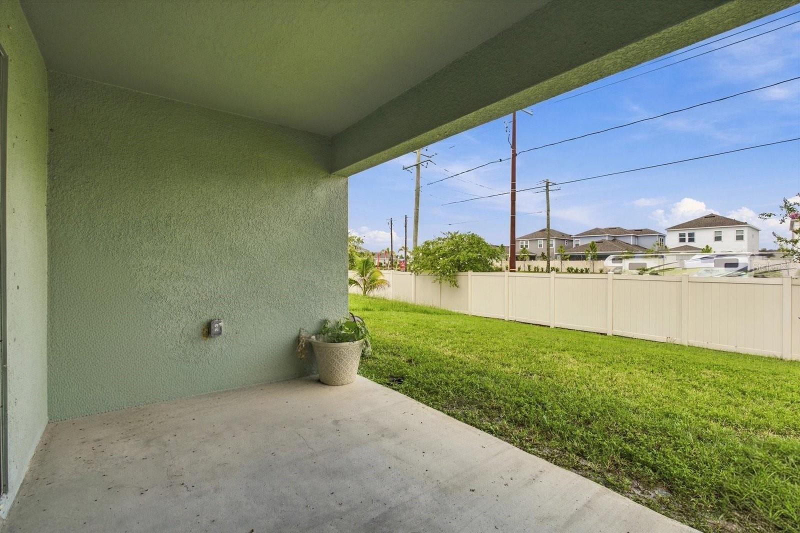 810 Chatham Walk Dr Property Photo 32