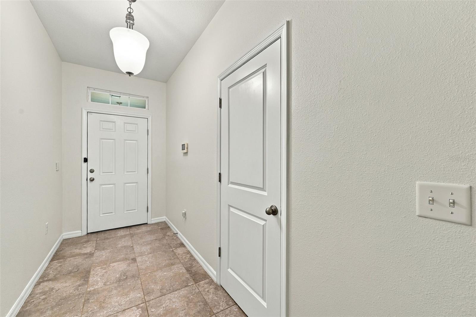 5237 5th Way N Property Photo 3