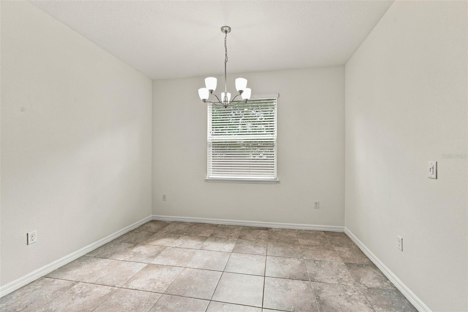 5237 5th Way N Property Photo 8