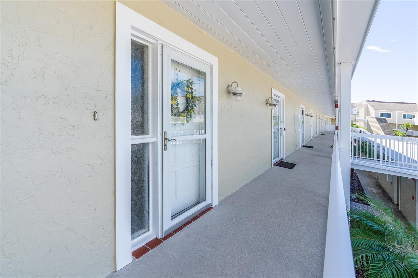 433 S Paula Dr #21 Property Photo 4