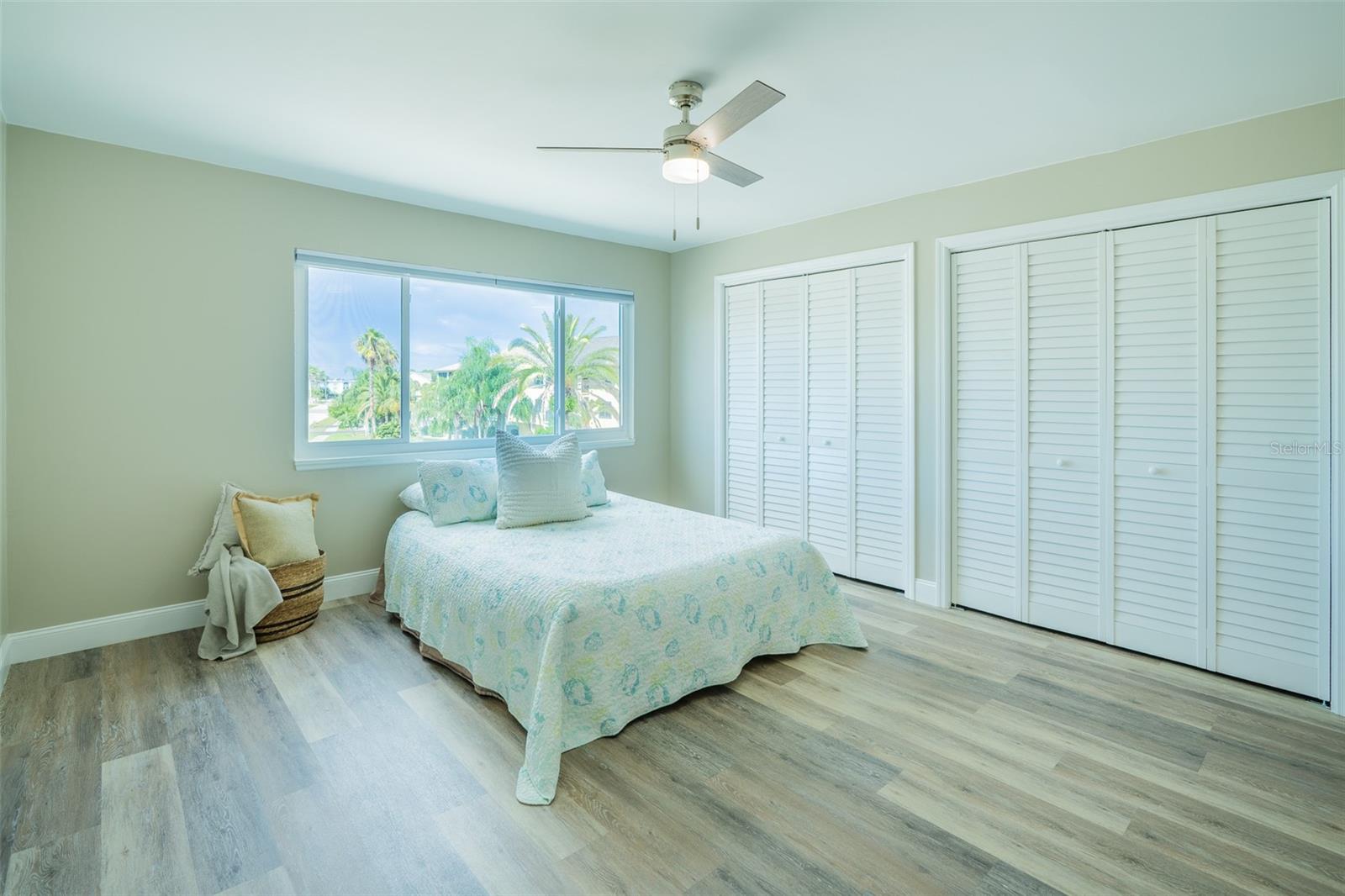 433 S Paula Dr #21 Property Photo 44