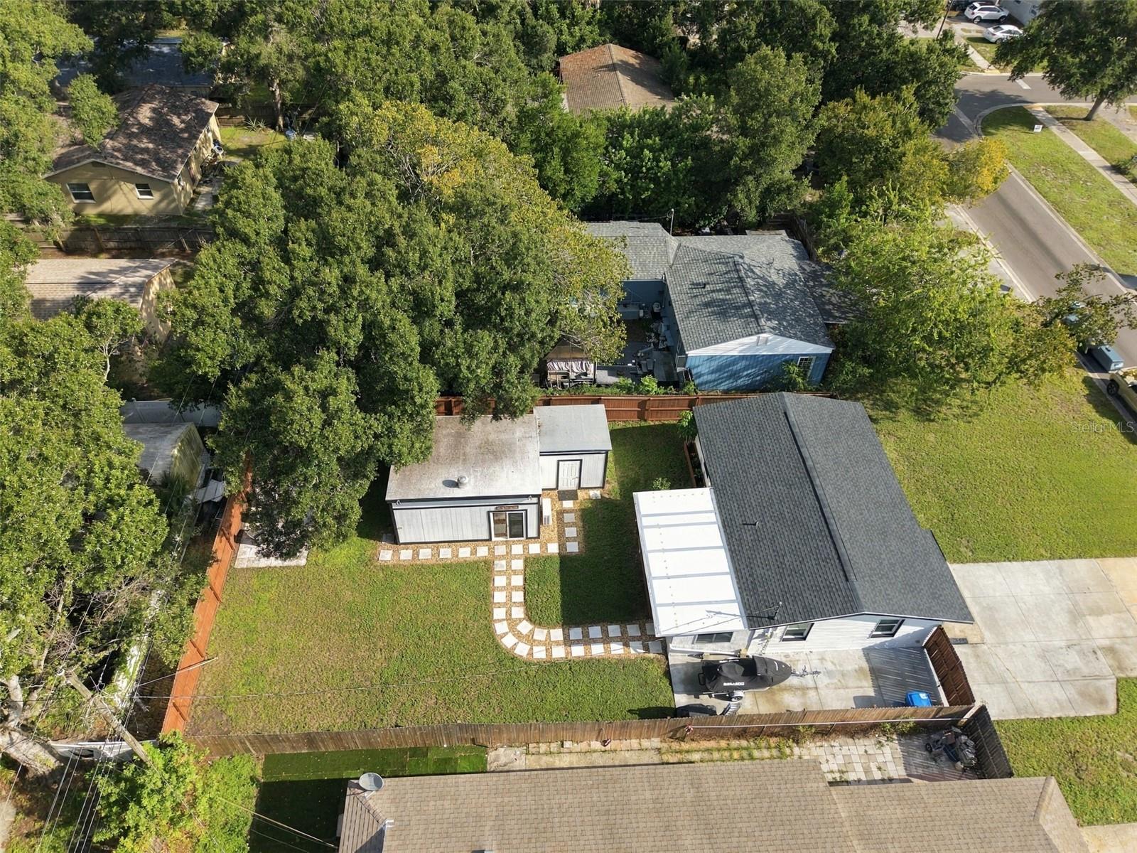 1684 Coral Way Property Photo 6