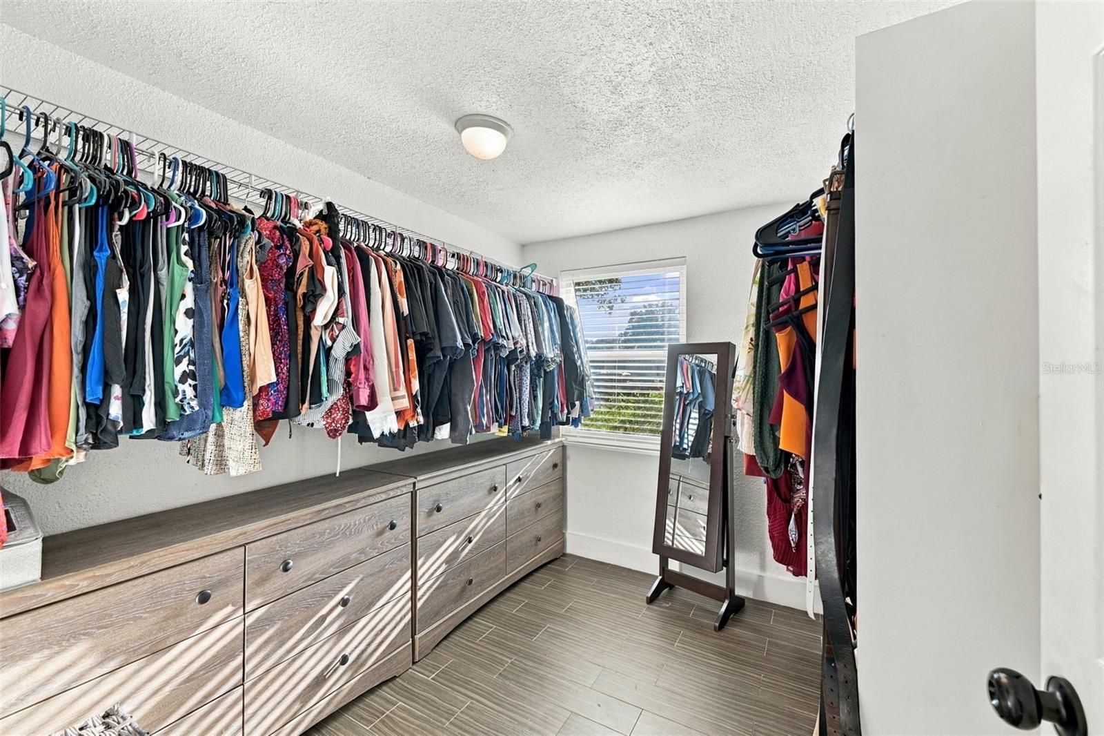 1684 Coral Way Property Photo 11