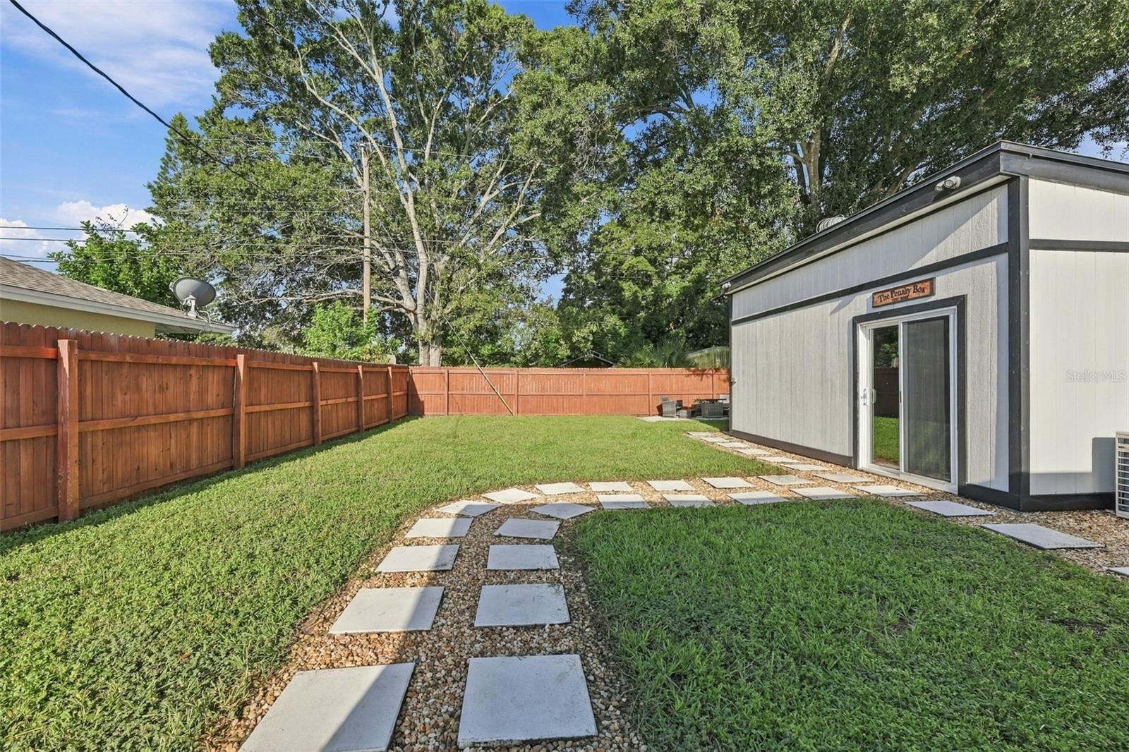 1684 Coral Way Property Photo 33