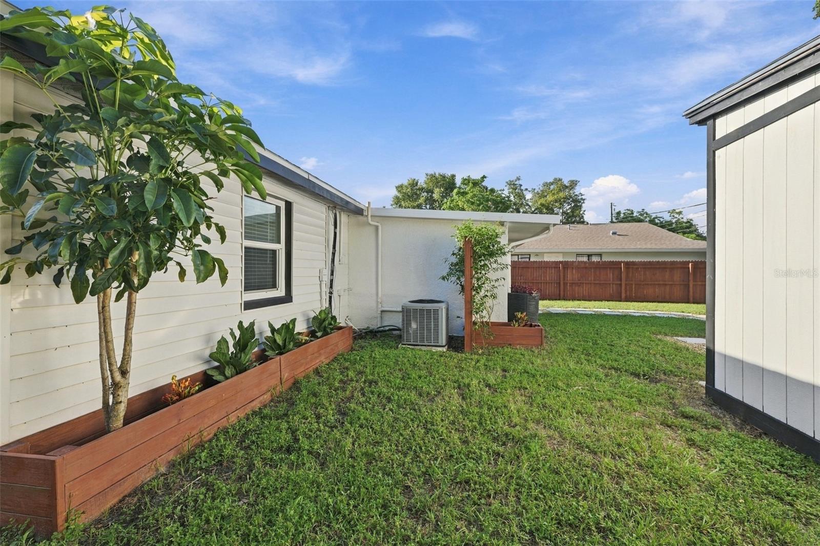 1684 Coral Way Property Photo 34