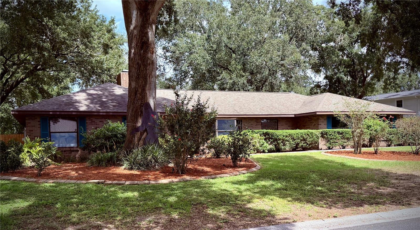 4104 BROOKE DR Property Photo 1