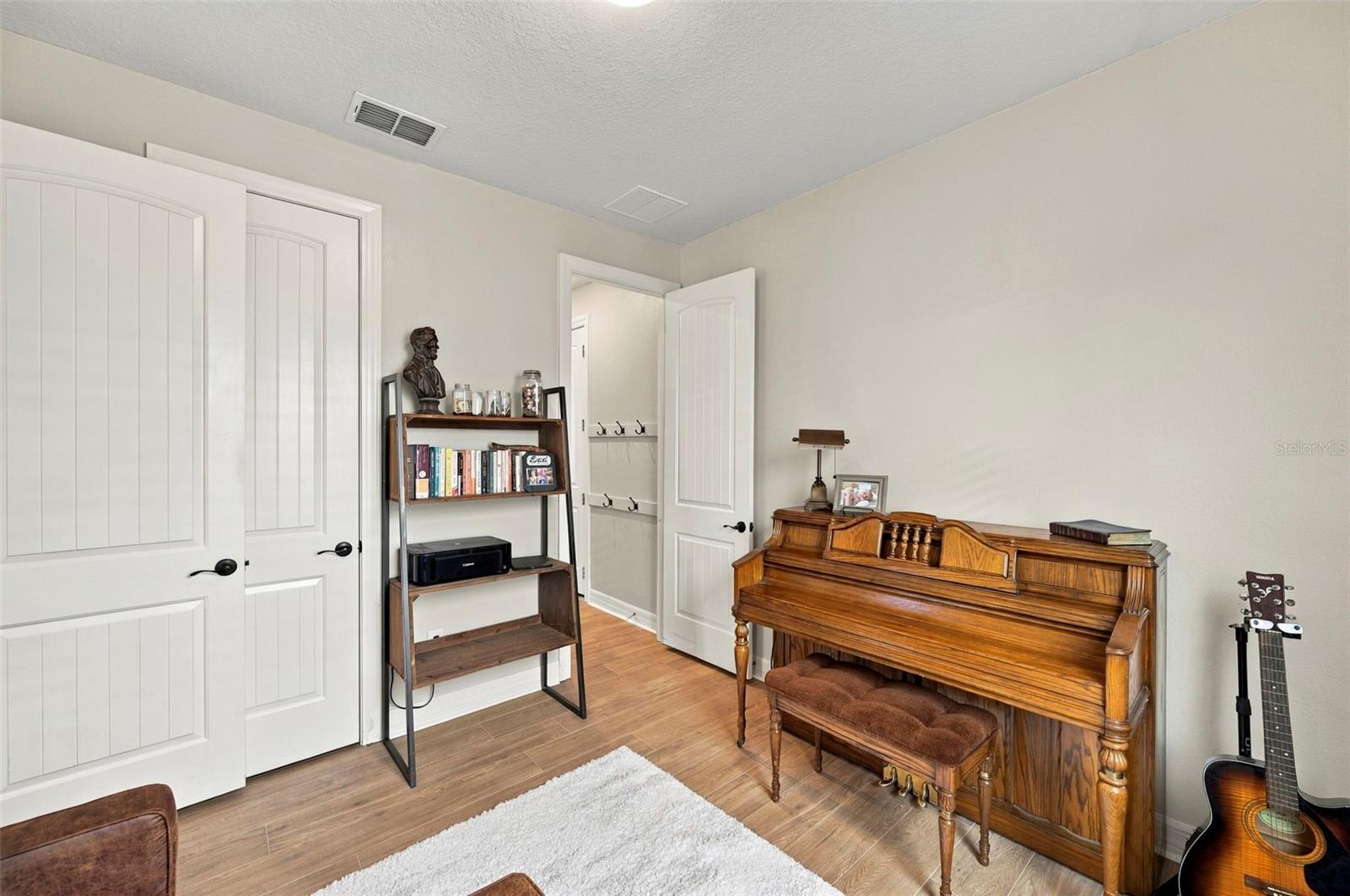 18144 Frame Bnd Property Photo 11