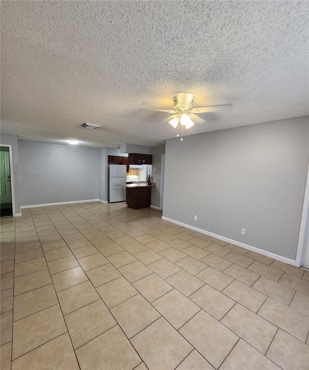 237 Thorn Tree Pl Property Photo 4