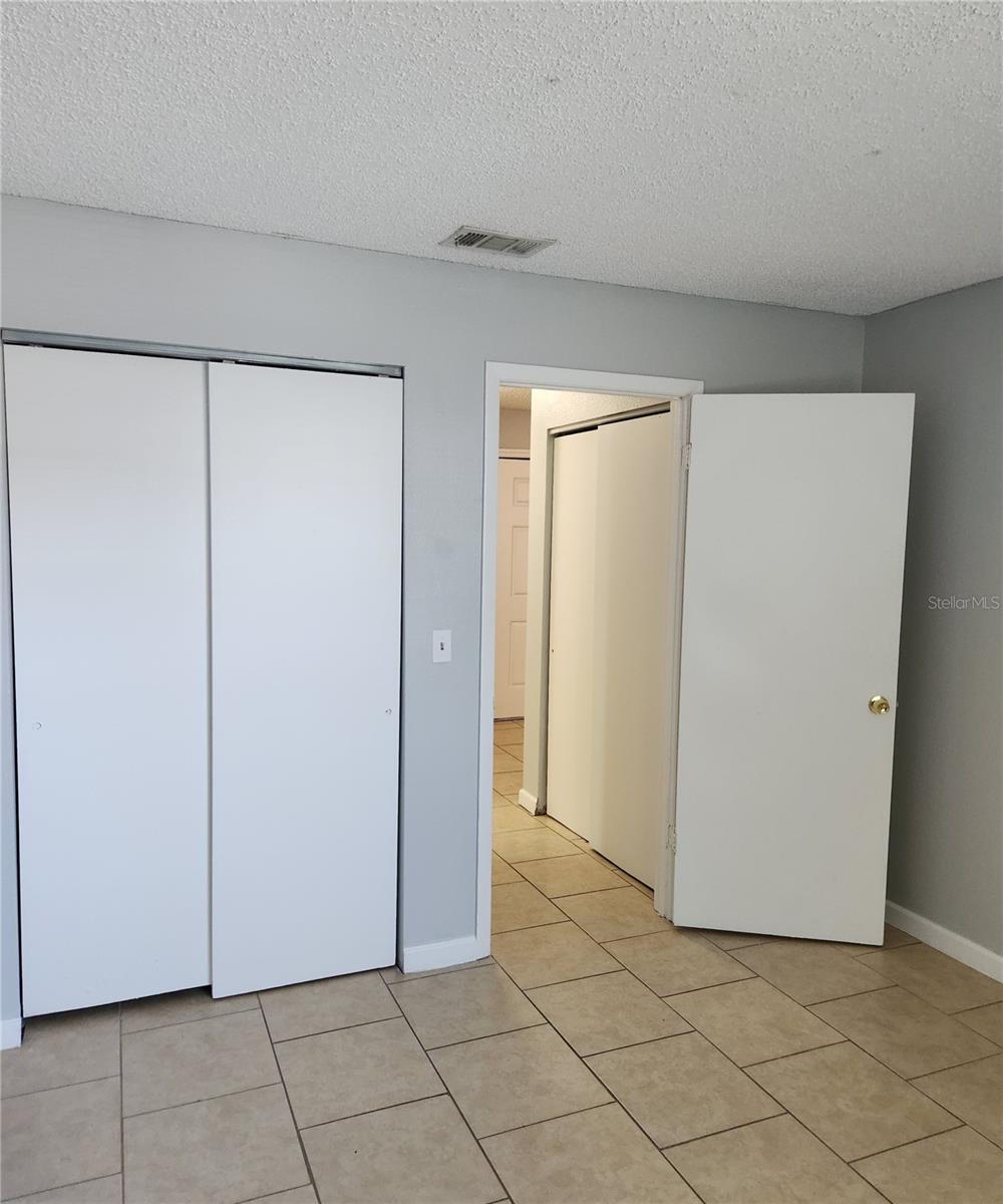 237 Thorn Tree Pl Property Photo 10