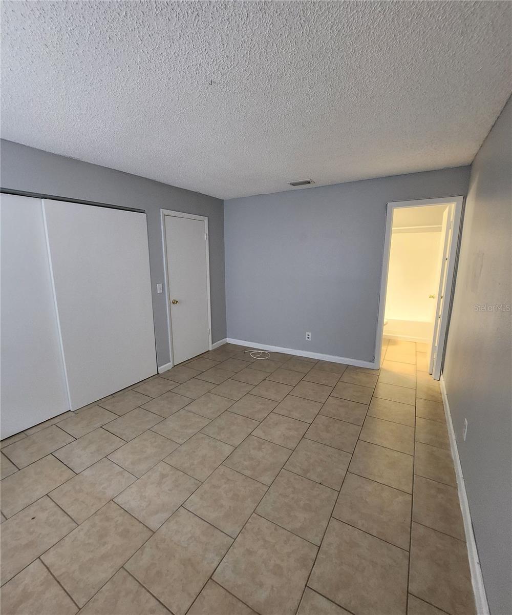 237 Thorn Tree Pl Property Photo 13